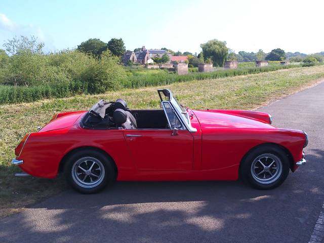 1973 MG Midget 1.3 Round Wheel Arch