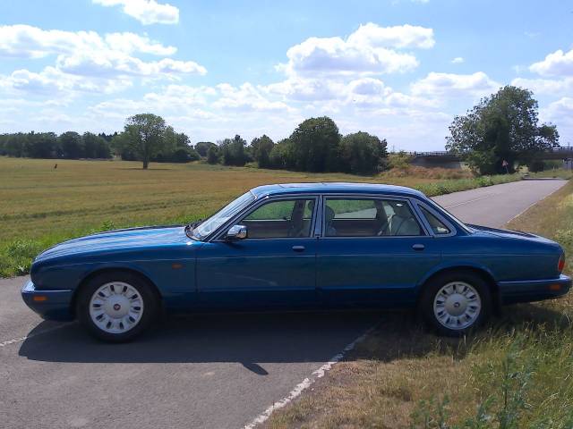 1997 Daimler Six 4.0 SIX LWB AUTO