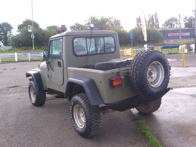 1977 Jeep CJ 6.0 10A