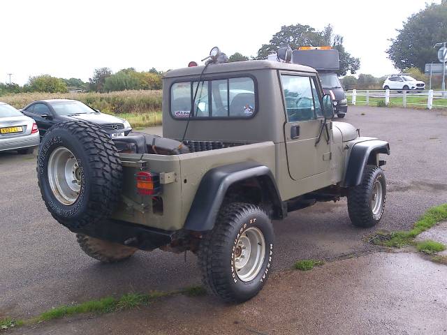 1977 Jeep CJ 6.0 10A