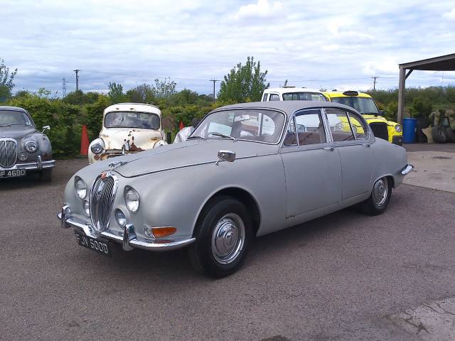 Jaguar S-Type 3.4 S Saloon Petrol Silver
