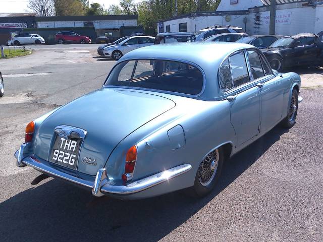 1968 Daimler Sovereign 4.2 SOVEREIGN